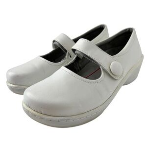 Klogs Mary Jane Occupational Comfort Shoes White Leather Size 7 M  Arch Support